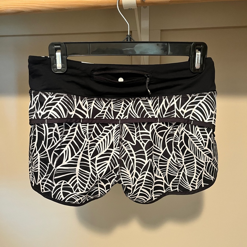 lululemon Speed Up Black and White Patterned Shorts - Picture 2 of 5